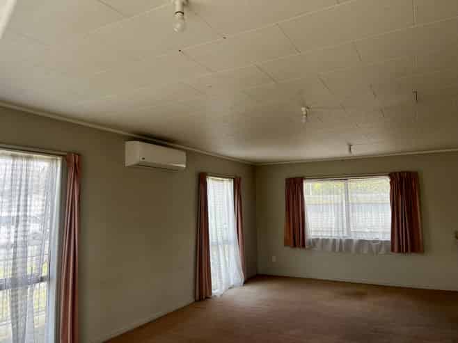 1/717 Charles Street, Raureka