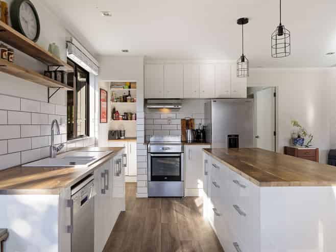 30 Remarkables Crescent, Frankton