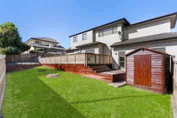 30 Scarlet Oak Drive, Schnapper Rock