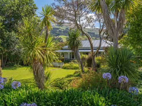 5849 Christchurch Akaroa Road, Duvauchelle