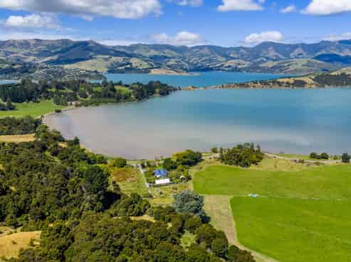 5849 Christchurch Akaroa Road, Duvauchelle