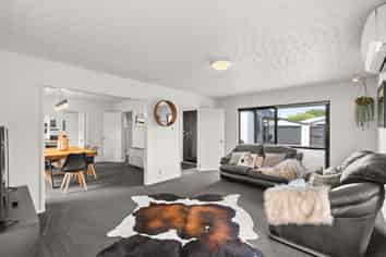 45 Karnak Crescent, Avonhead