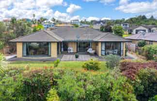 115 Grovenor Drive, Orewa