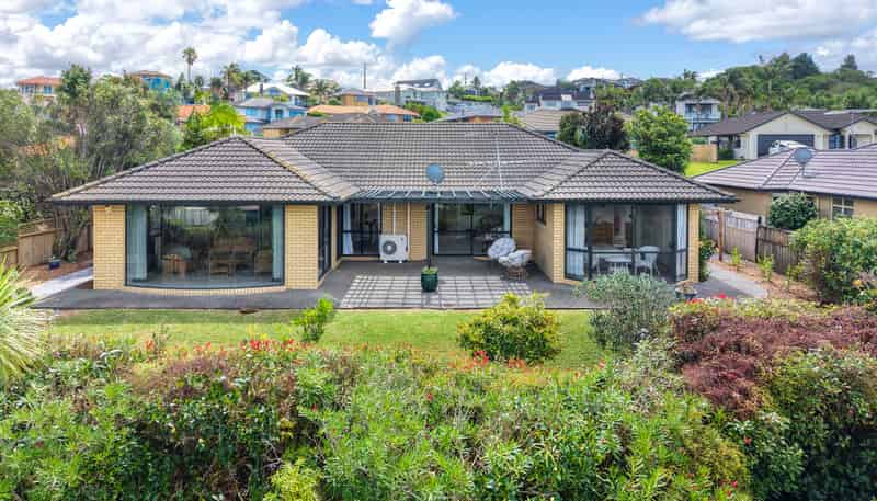 115 Grovenor Drive, Orewa