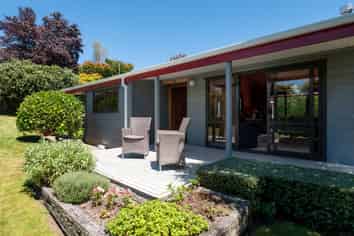 16 Day Place, Springfield