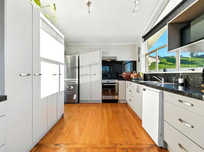 342 Pukehangi Road, Sunnybrook