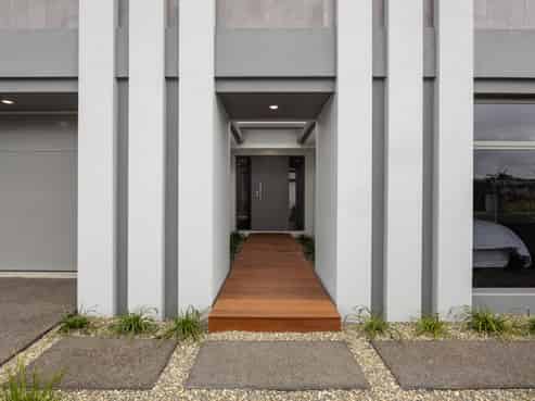 8 Sofia Way, Flagstaff