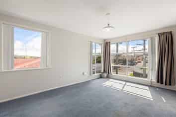 96 Beazley Avenue, Paparangi