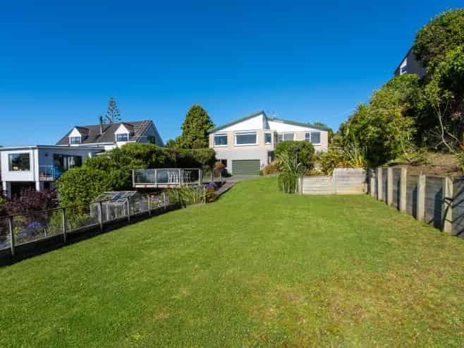 25 Sutcliffe Street, Saint Clair