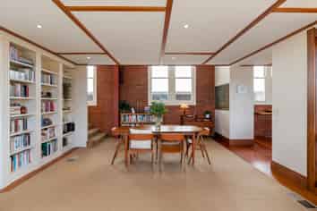 2/32 Pitt Street, Wadestown