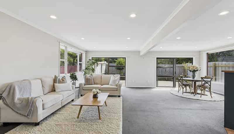 8 Te Motu Road, Pukerua Bay