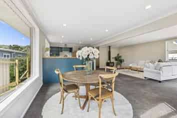 8 Te Motu Road, Pukerua Bay