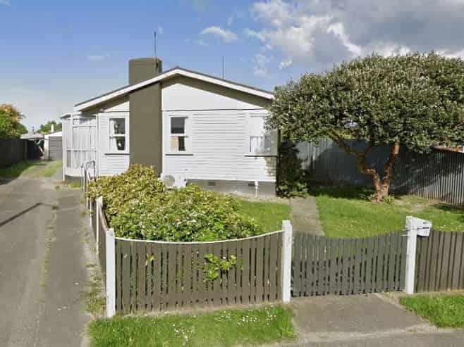 18 Dinwiddie Avenue, Onekawa