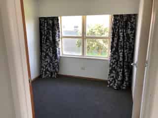 18 Dinwiddie Avenue, Onekawa