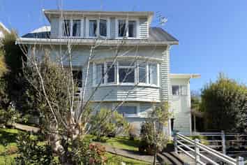 8 Arrow Street, Washington Valley