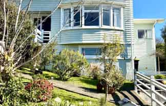 8 Arrow Street, Washington Valley