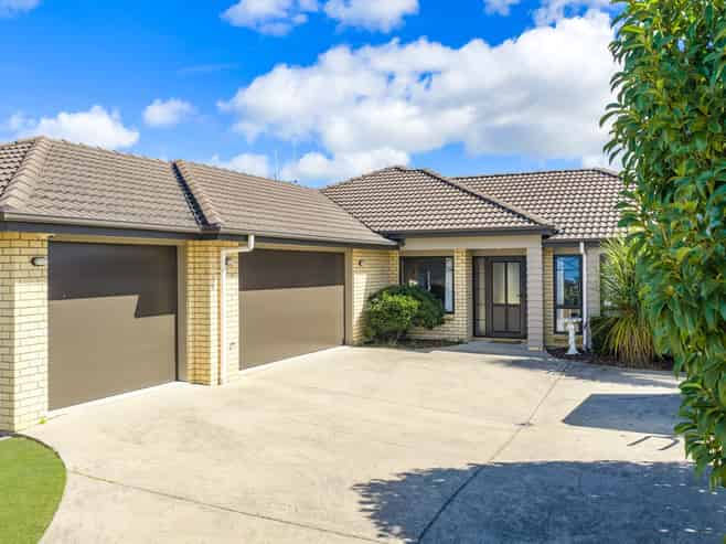 86 Borman Road, Huntington