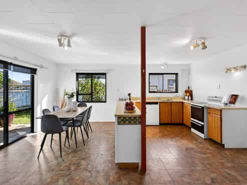 26 Flanders Avenue, Onekawa