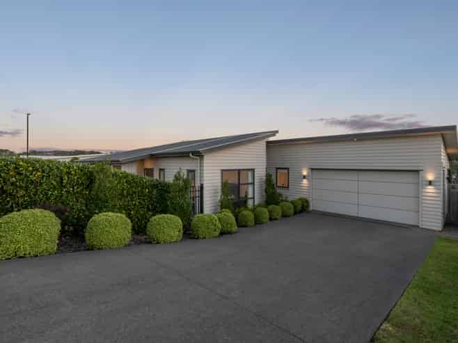 183 Ninth View Avenue, Beachlands