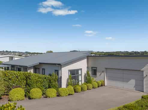 183 Ninth View Avenue, Beachlands