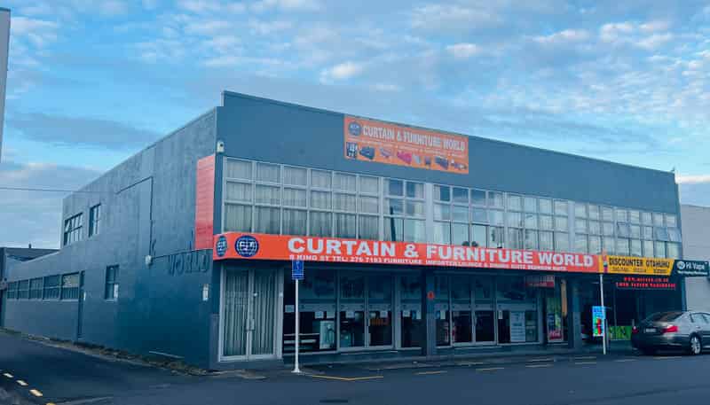 Downstairs/8 King Street, Otahuhu