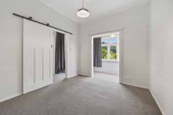 17 Constitution Street, Port Chalmers