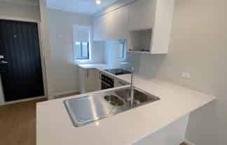 12/125B Metcalfe Road, Ranui