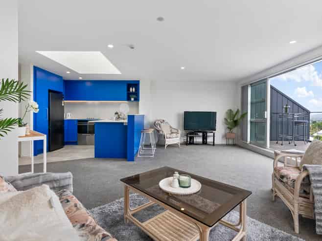 15/270 Onewa Road, Birkenhead