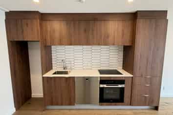 6/98 Walker Road, Point Chevalier