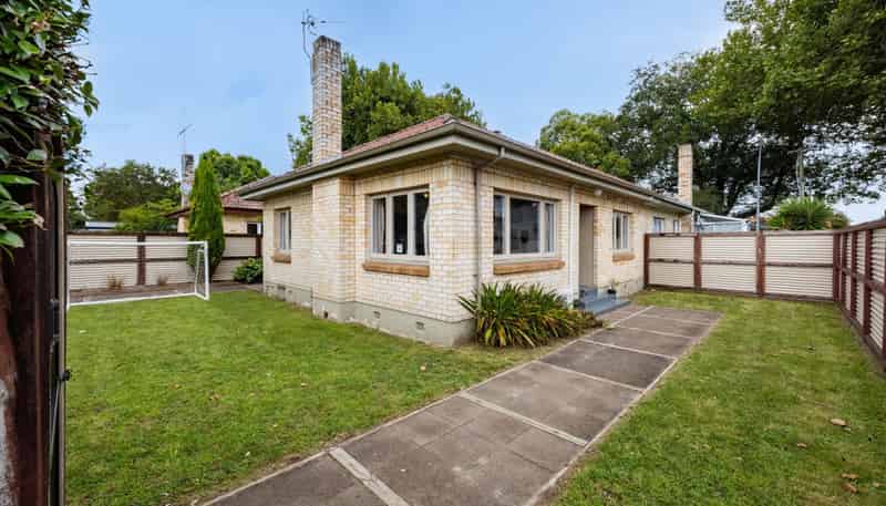 198 Grey Street, Hamilton East