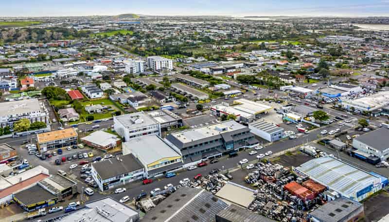 12-16 Gordon Road, Otahuhu