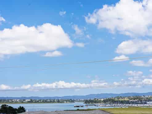 19/1 Scott Road, Hobsonville