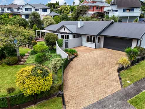 37 Greenfield Drive, Western Heights