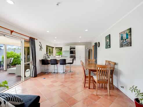 37 Greenfield Drive, Western Heights