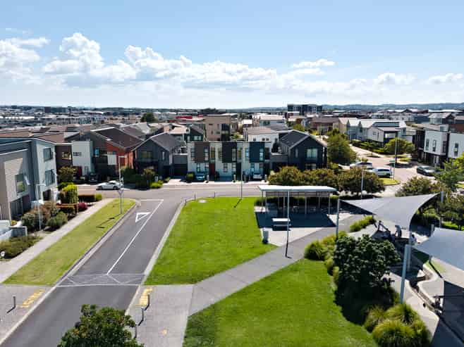 36 Tuatua Road, Hobsonville