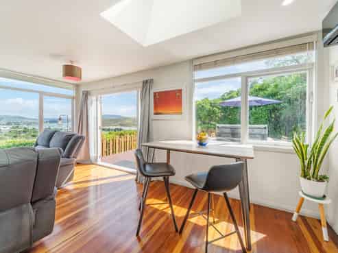 61 Mana View Road, Camborne