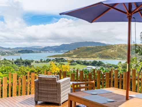 61 Mana View Road, Camborne