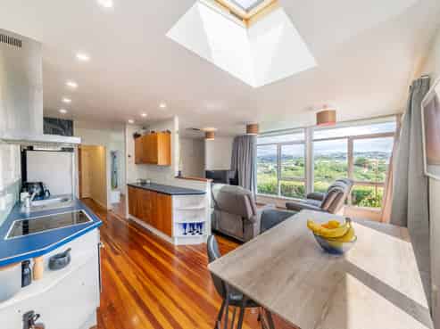 61 Mana View Road, Camborne