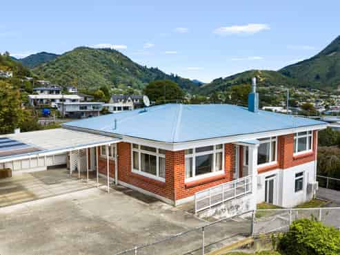 15 Taranaki Street, Picton