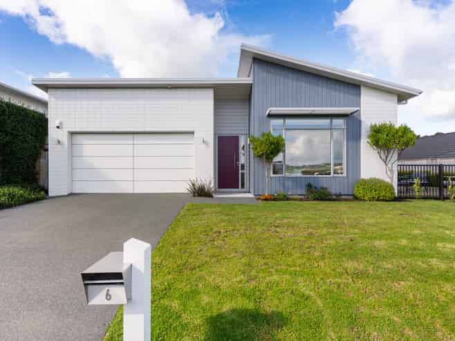 6 Kibblewhite Avenue, Beachlands