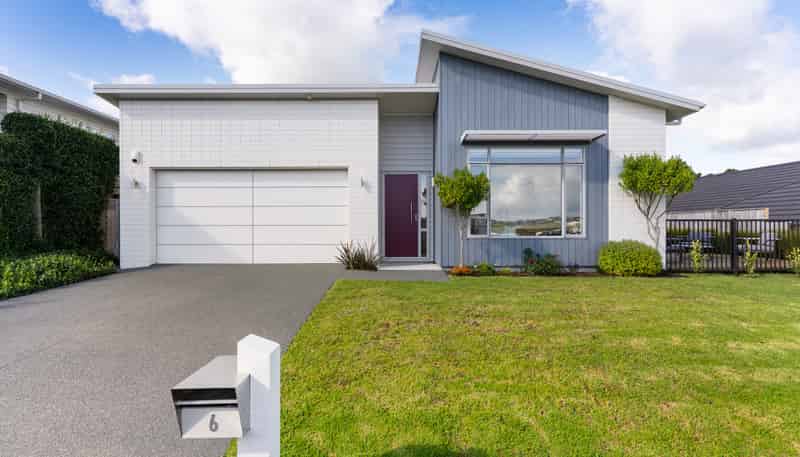 6 Kibblewhite Avenue, Beachlands