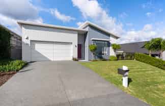 6 Kibblewhite Avenue, Beachlands