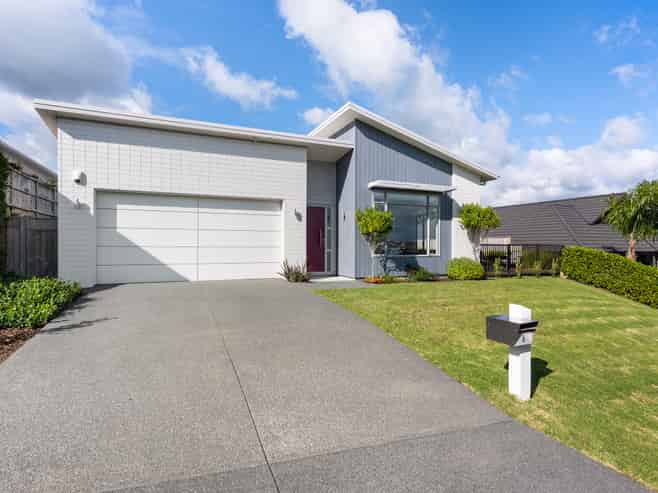 6 Kibblewhite Avenue, Beachlands