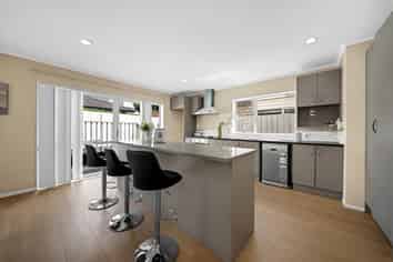 32 Maypark Crescent, Flat Bush