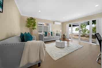 32 Maypark Crescent, Flat Bush