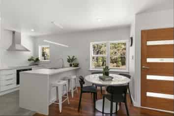 138 Miromiro Road, Normandale