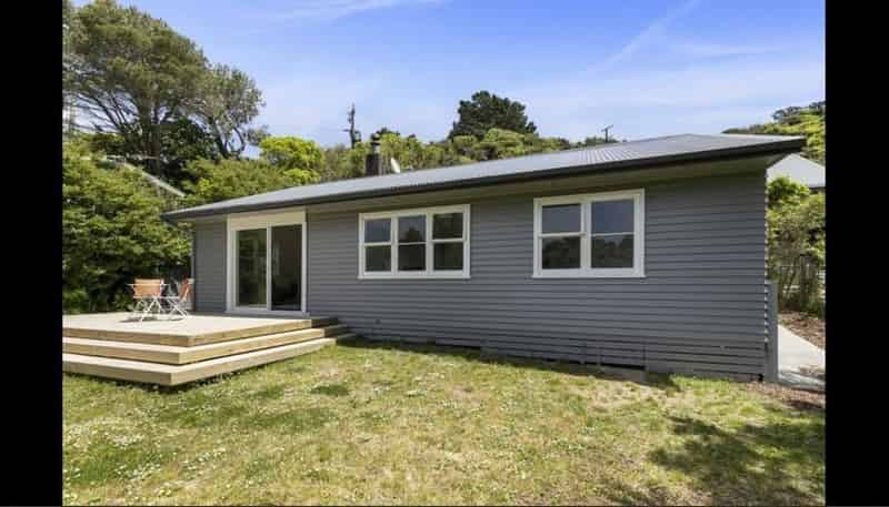 138 Miromiro Road, Normandale