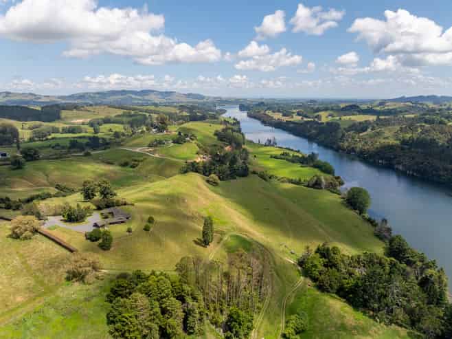 292 Stokes Road, Maungatautari