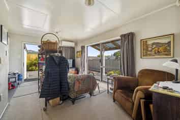 121B Lake Road, Koutu