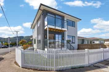 2 Meadows Avenue, Waiwhetu